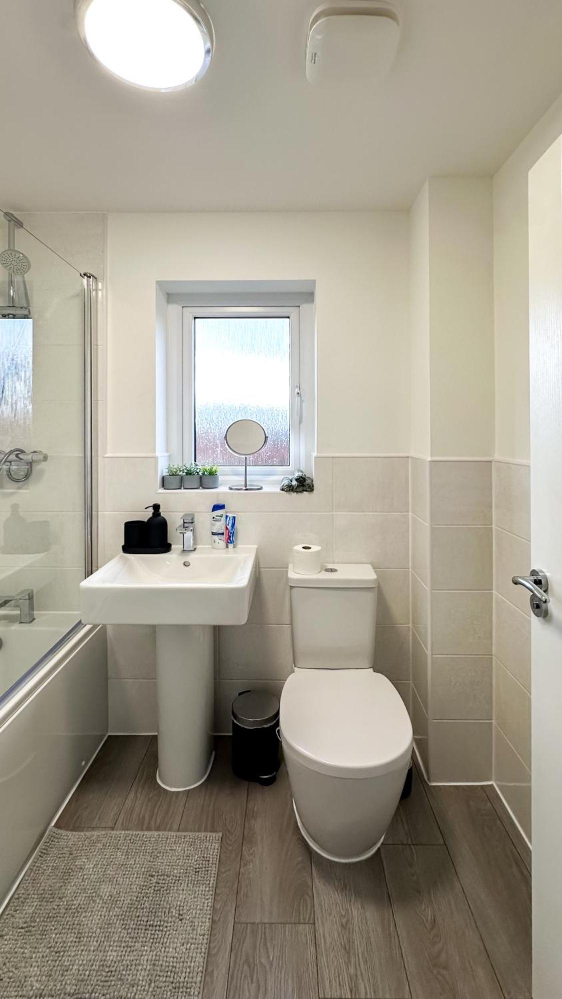 Holiday home Newbuild Riverview 3bdr House Near Glasgow Dalmuir